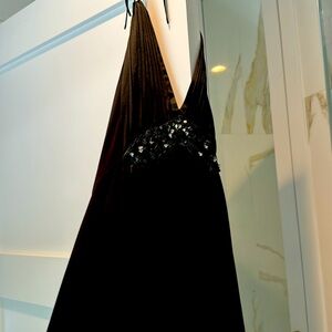 BCBG long pleated gown size small